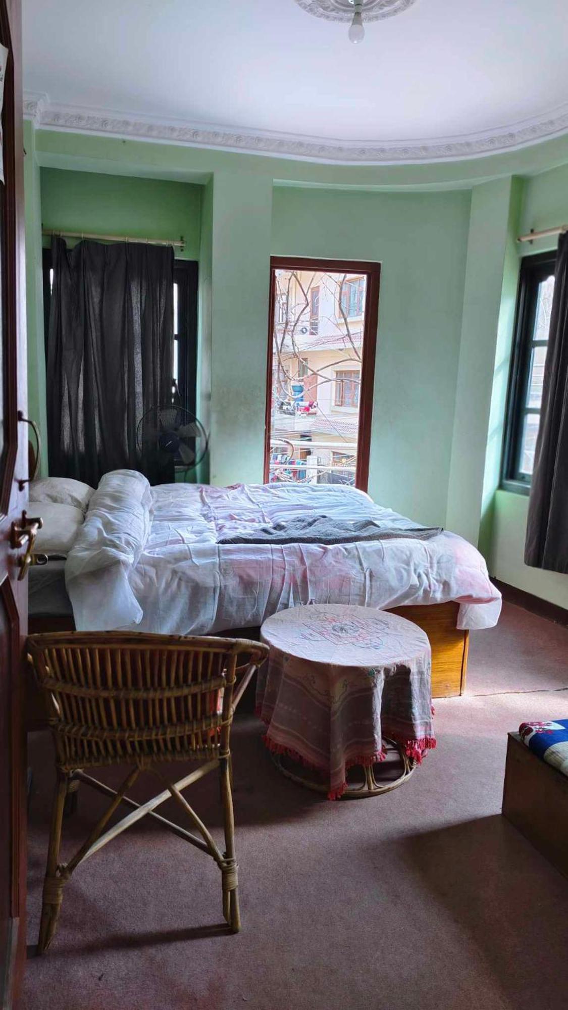 Monkey Temple Homestay Катманду Экстерьер фото